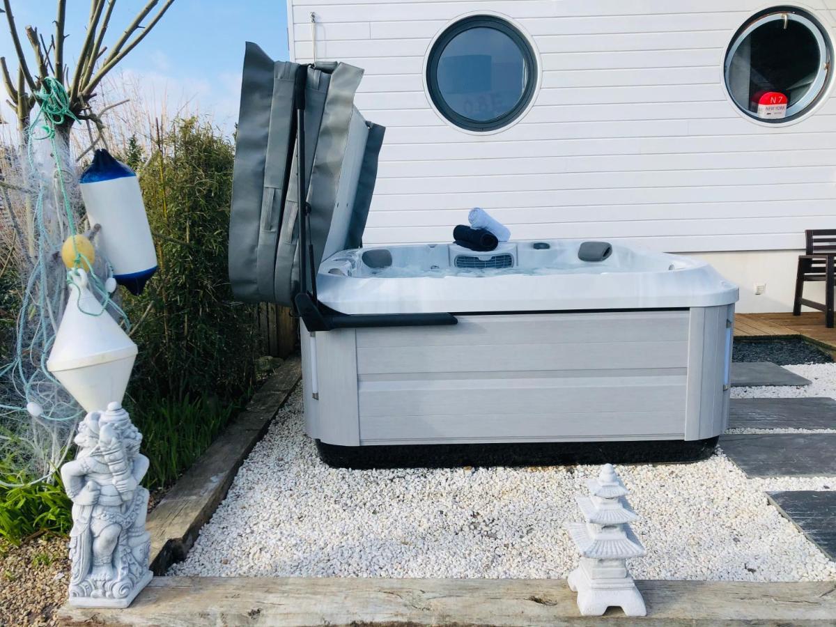 La Maison Bateau Au Bord De Mer Guissény エクステリア 写真