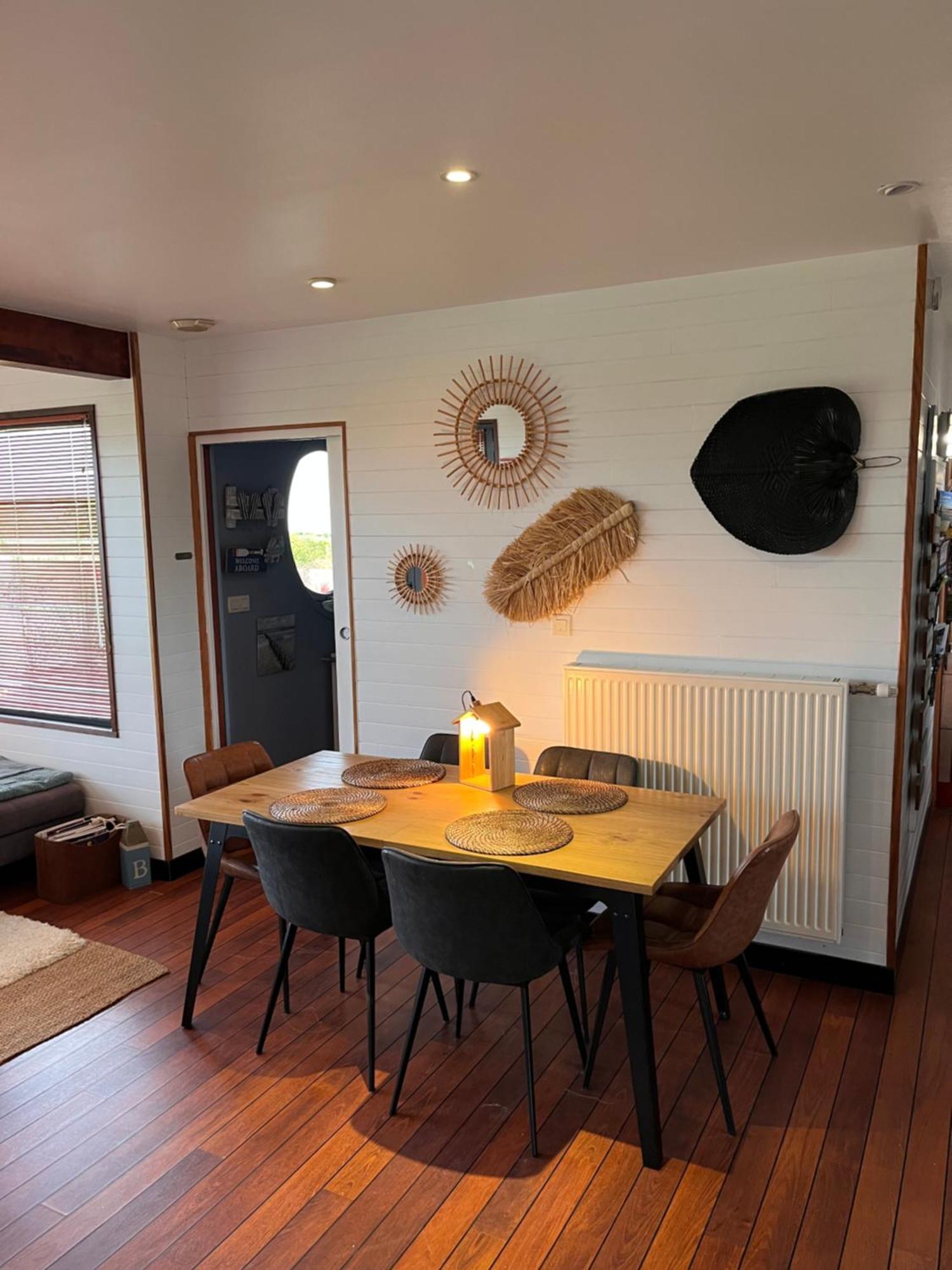 La Maison Bateau Au Bord De Mer Guissény エクステリア 写真