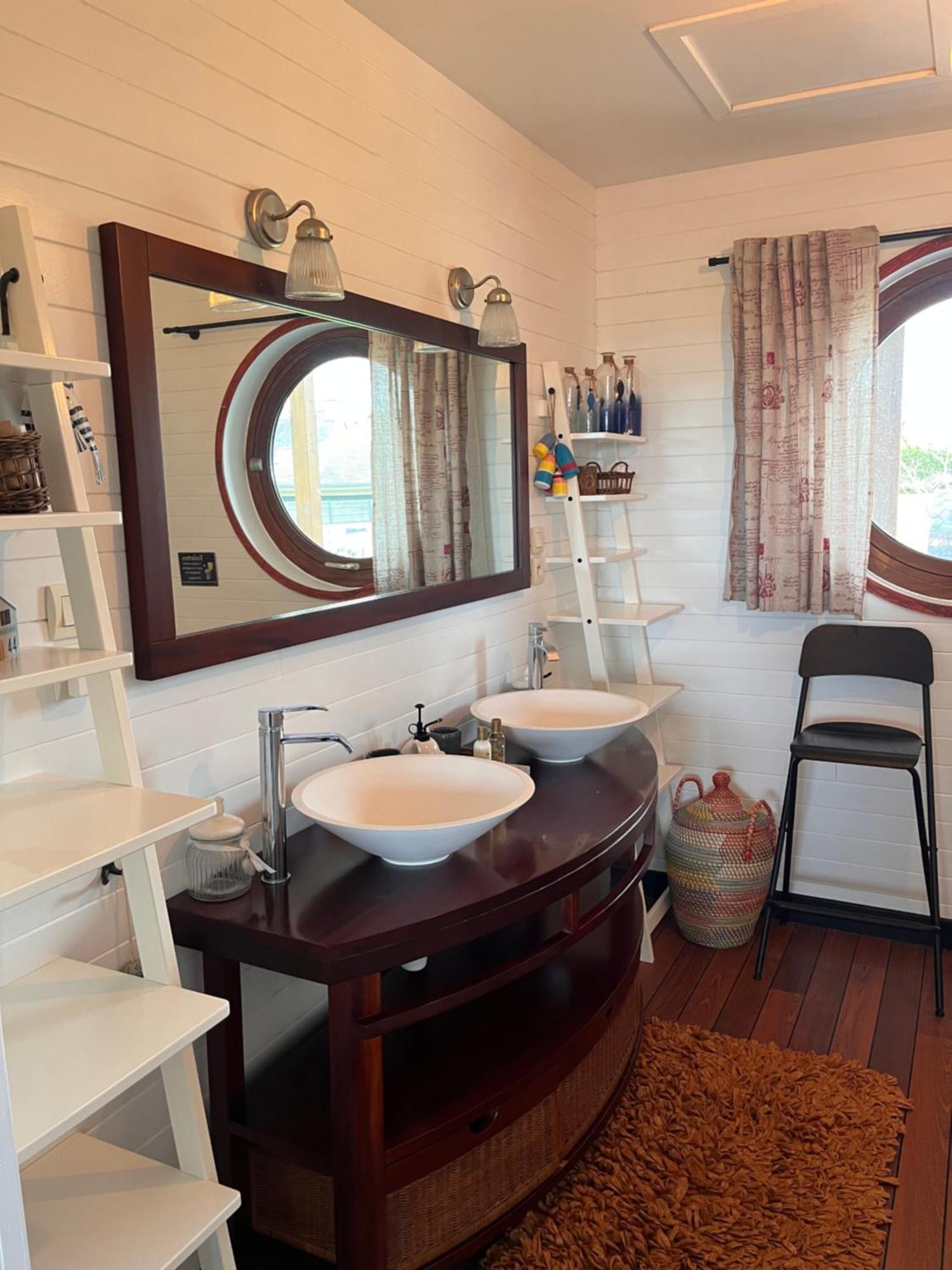 La Maison Bateau Au Bord De Mer Guissény エクステリア 写真